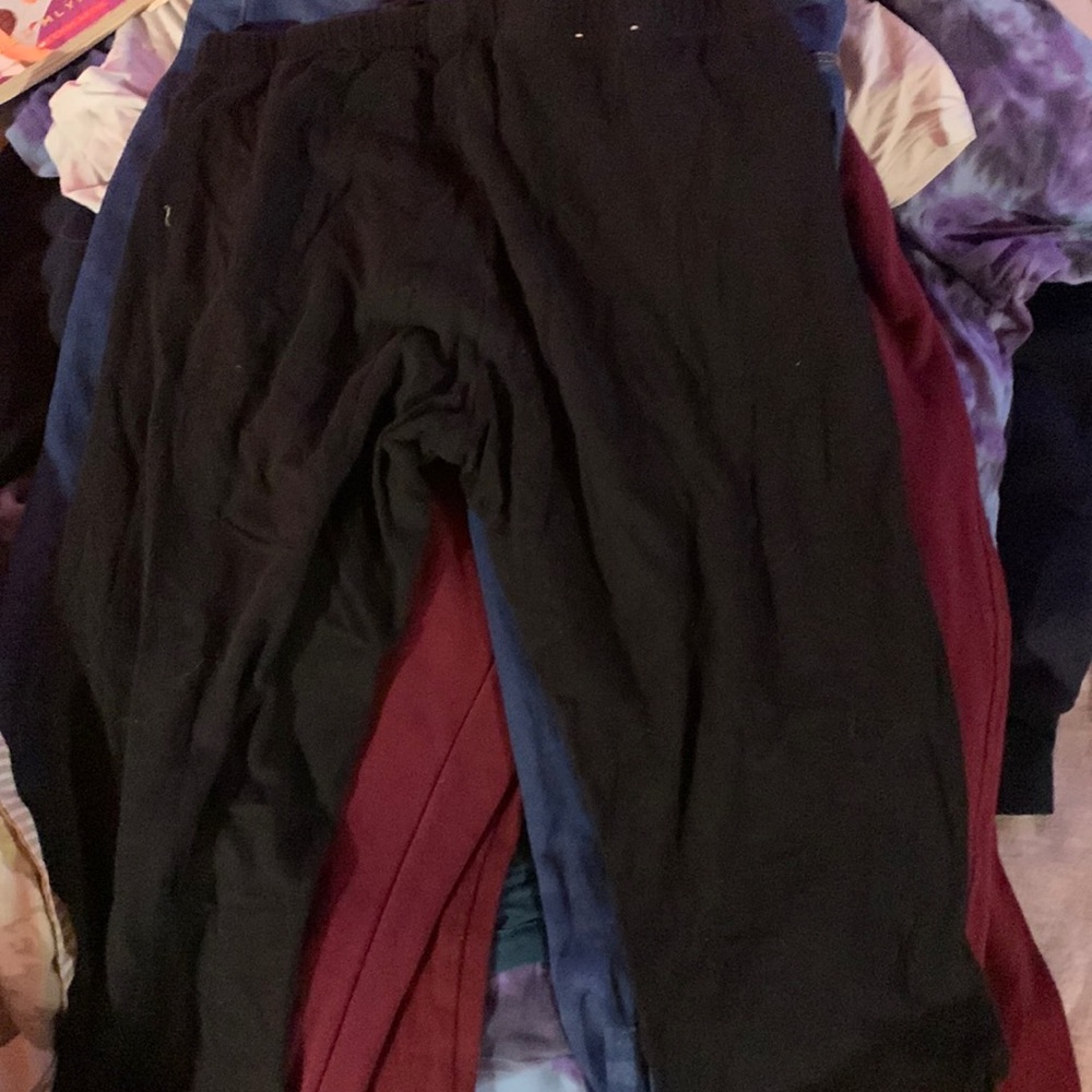 black capri leggings